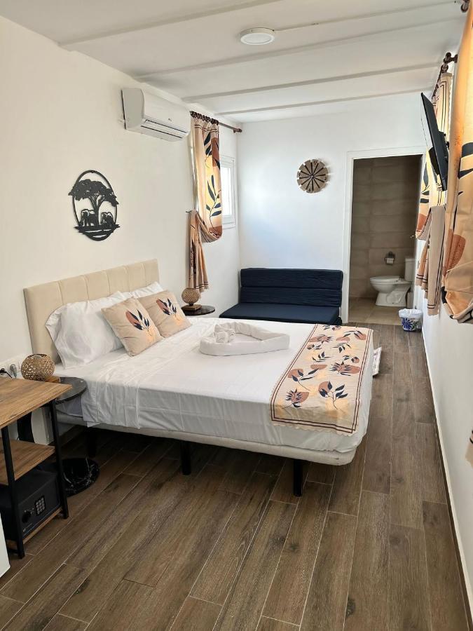 Vilador Beach Hotel Masnou Ngoại thất bức ảnh