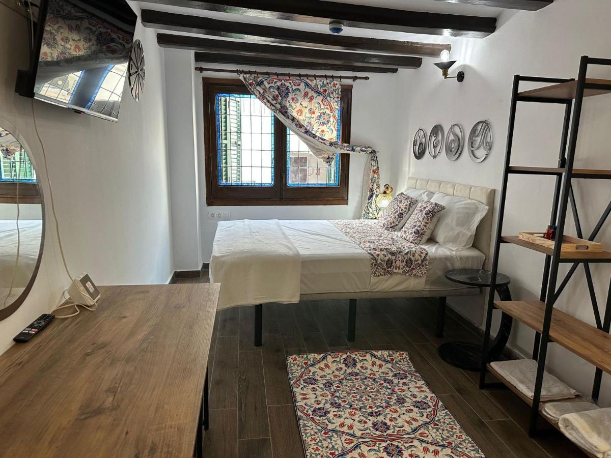 Vilador Beach Hotel Masnou Ngoại thất bức ảnh