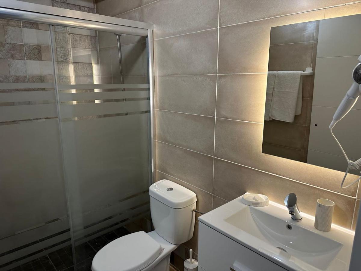Vilador Beach Hotel Masnou Ngoại thất bức ảnh