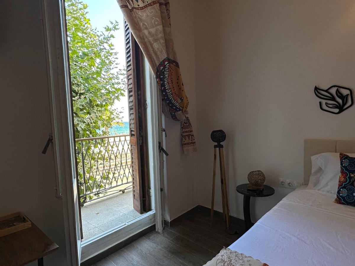 Vilador Beach Hotel Masnou Ngoại thất bức ảnh